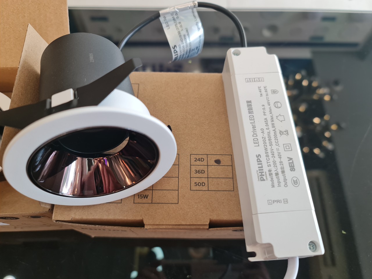 Công suất phổ biến của đèn led âm trần Philips