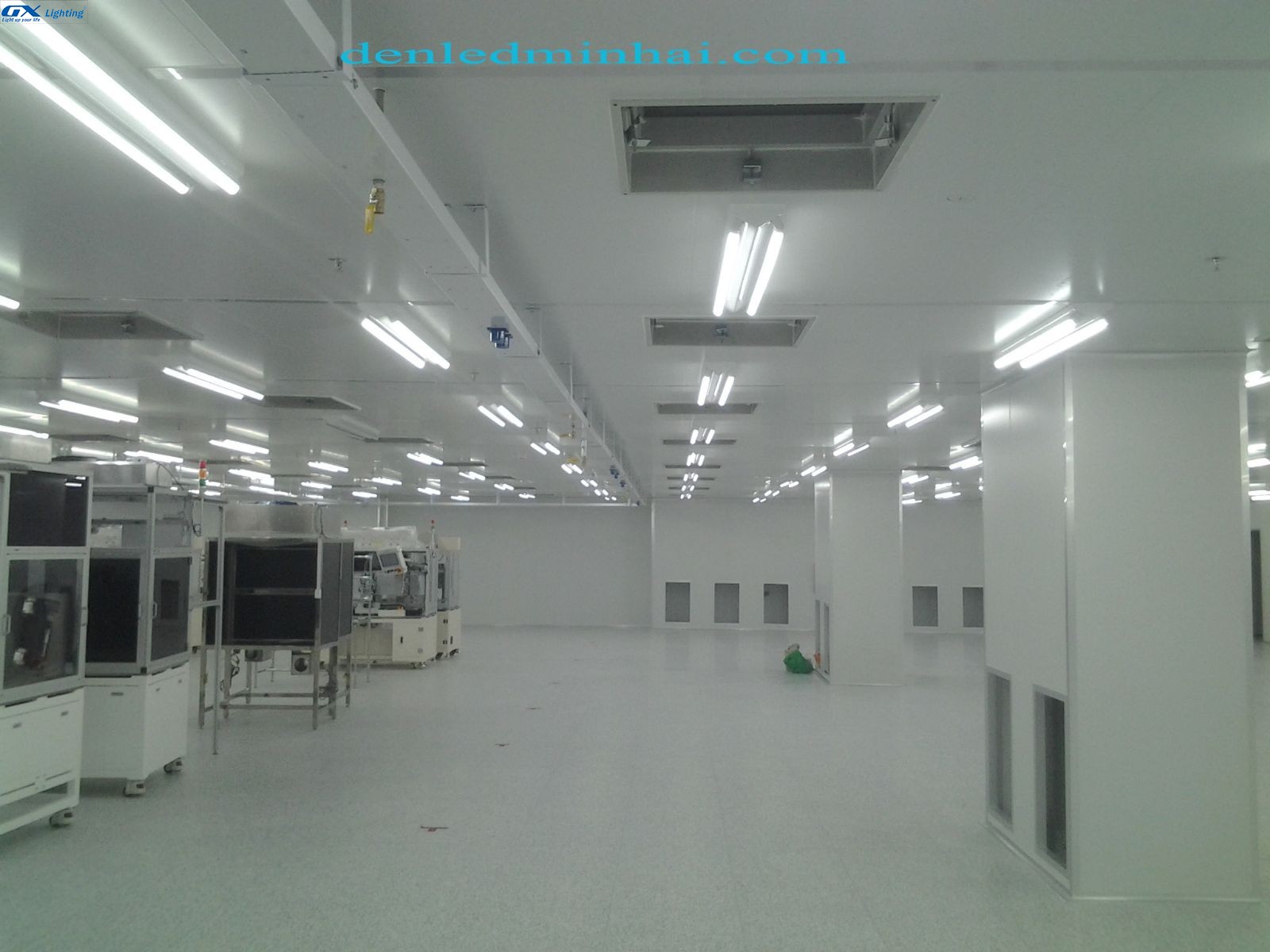 đèn led tuýp GX lighting tại nhà máy J World